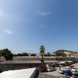 Apinelo Port Rooms